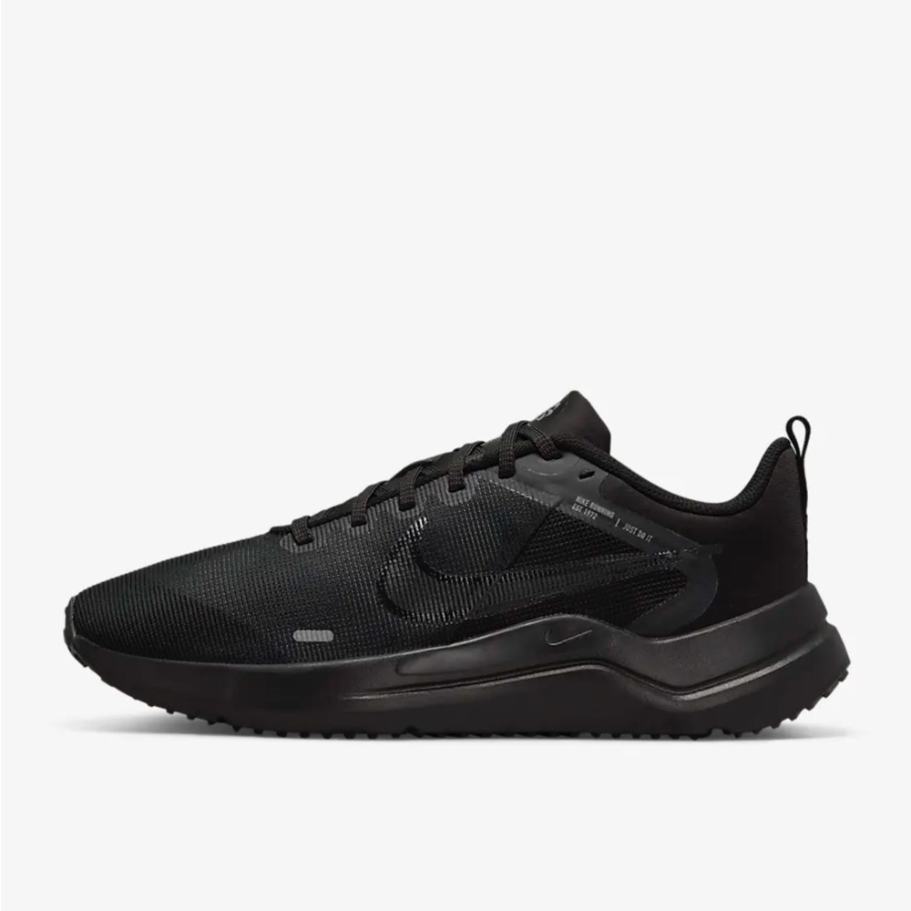 Nike Black Athletic Shoes